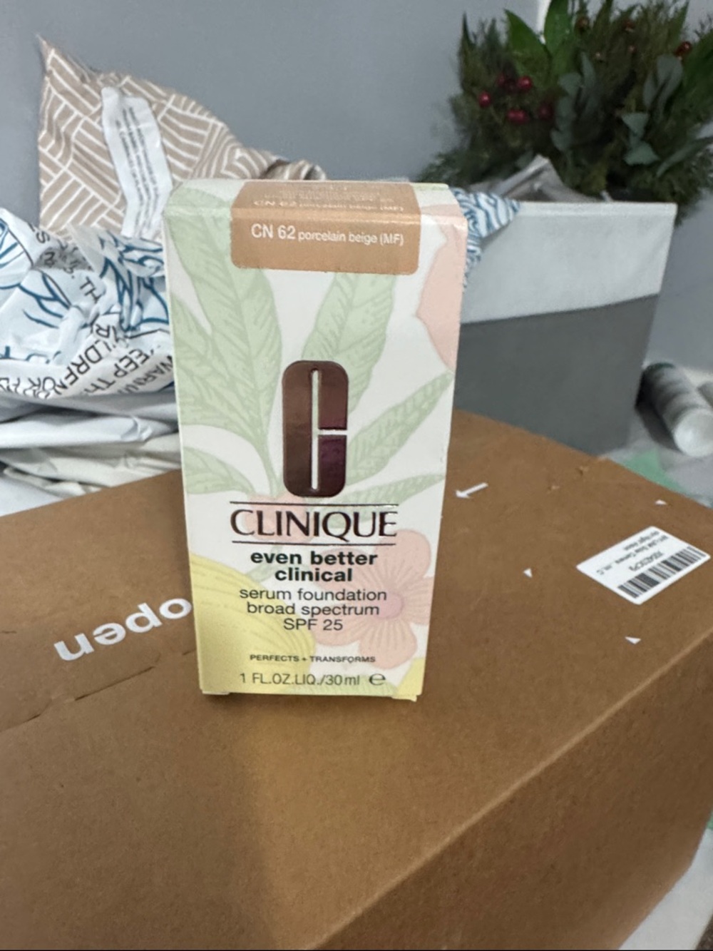 Clinique Even Better Clinical Serum Foundation — Porcelain Beige (CN 62)